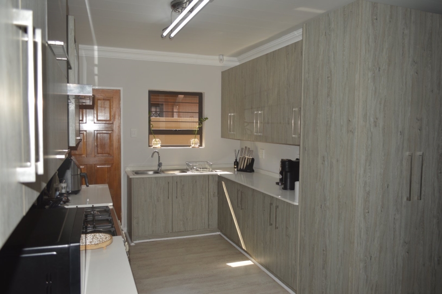2 Bedroom Property for Sale in Flamwood North West
